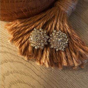 Elegant Clip-On Gold Crystal Cluster Earrings